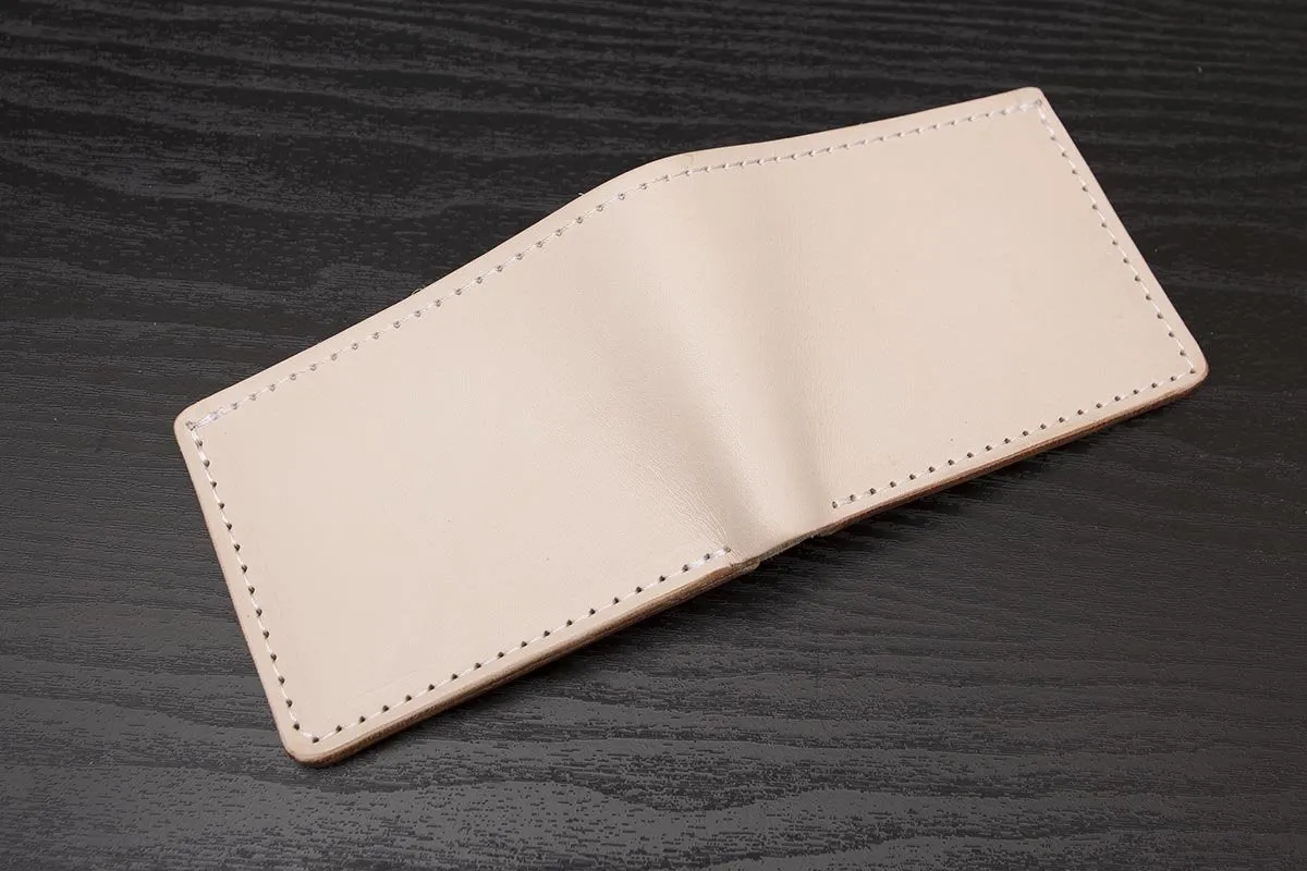 Classic | Natural Leather Bifold Wallet