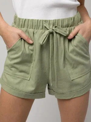 Everyday Fashion Front Pocket Roll-Up Shorts with Elastic Waist