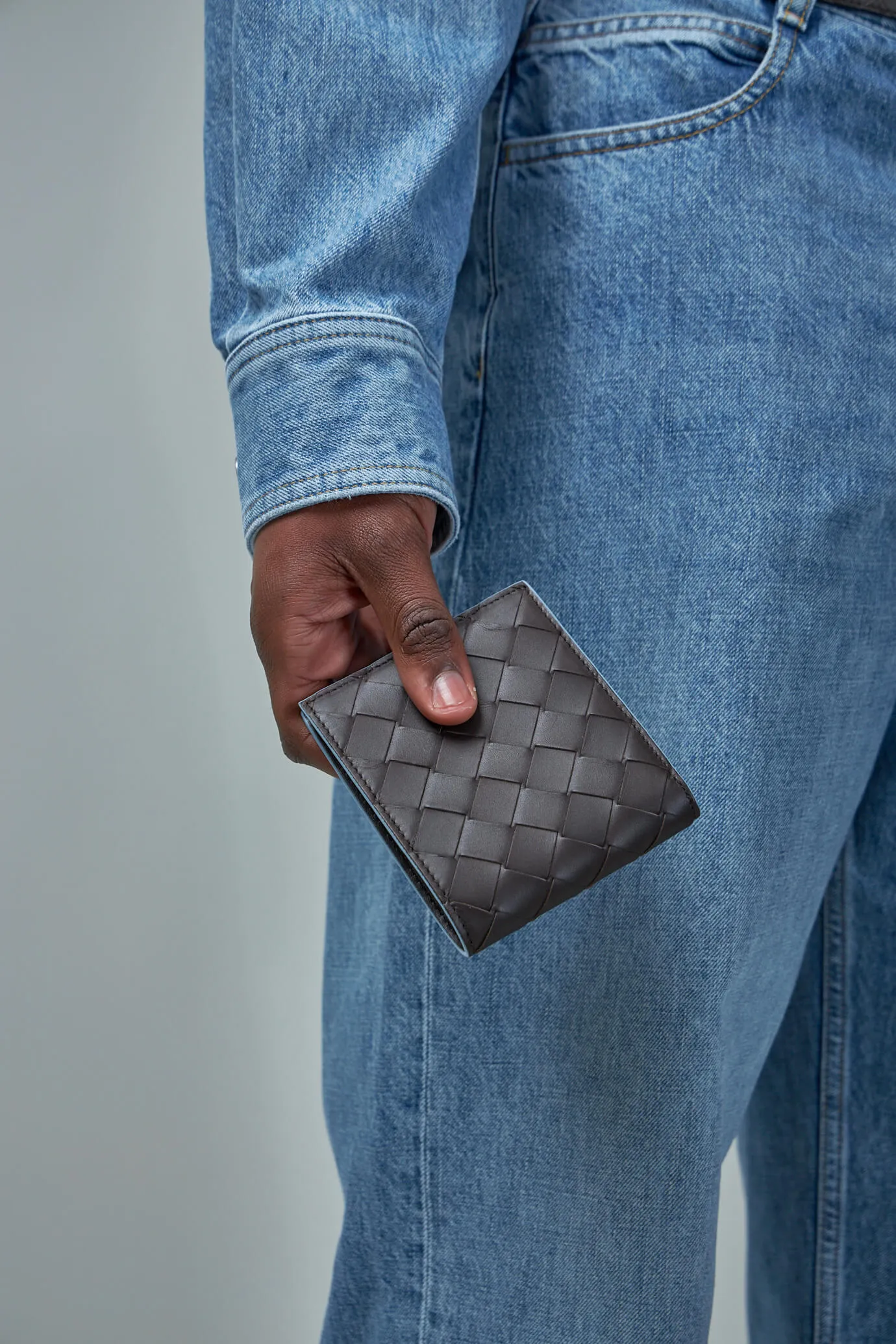 Intrecciato Bi-Fold Wallet