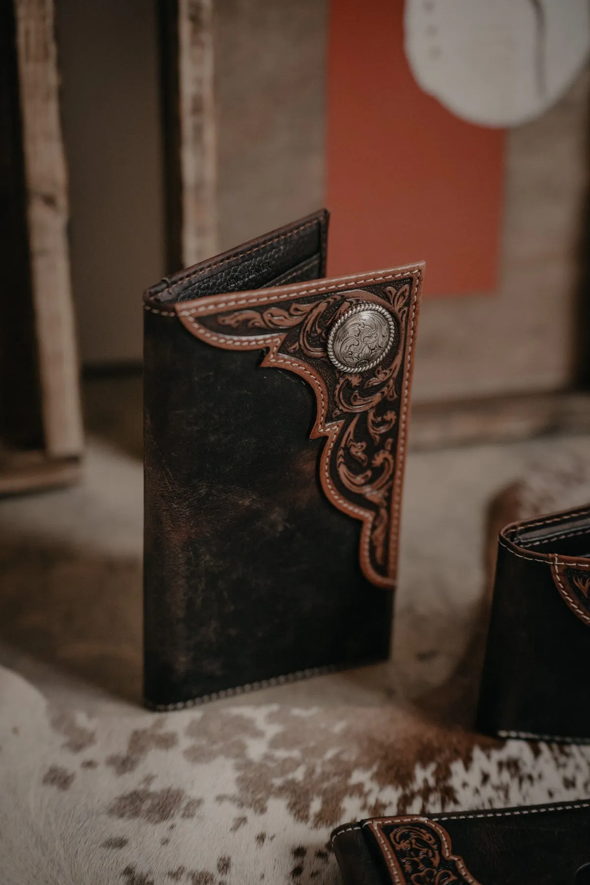 Men's Ariat Leather Tooled Accented Wallet (3 Styles)